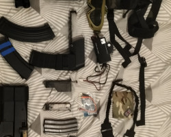 Assortment of airsoft bits - Used airsoft equipment