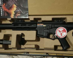 NEW Ares amoeba honey badger - Used airsoft equipment