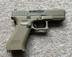 Umarex Glock 19x with holster - Used airsoft equipment