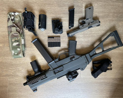 Ump45 and AAP-01 - Used airsoft equipment