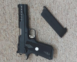 Army armament r30 pistol - Used airsoft equipment