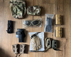 Mix of items mosly unused - Used airsoft equipment