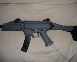 New Evo 2020 SMG-Grey £275 - Used airsoft equipment