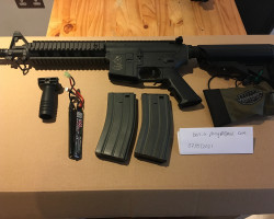 ARES M4 CQB 2 MAGS + 1450 LIPO - Used airsoft equipment