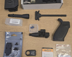 Assortment of parts and gear - Used airsoft equipment
