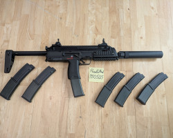 VFC MP7 AEG V2 w/ accessories - Used airsoft equipment
