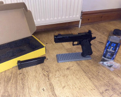 pistol bundle - Used airsoft equipment