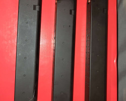 3 Extended mags for GBB Glocks - Used airsoft equipment