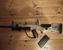Spring powered famas - Used airsoft equipment