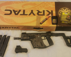 Krytac vector with 4 mags - Used airsoft equipment