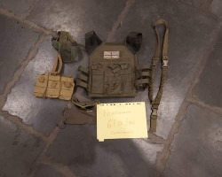 Plate carrier.goggles mask and - Used airsoft equipment