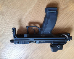 ASG USW gbb pistol, extra mags - Used airsoft equipment