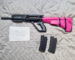JG AU4G (AUG A3) AEG (Pink) - Used airsoft equipment