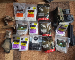 Various airsoft bits - Used airsoft equipment