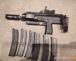 Tm mp7 a1 gbb 6mags plus more - Used airsoft equipment