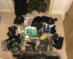 Huge kit worth £1000 for £625 - Used airsoft equipment