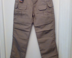 Mens Water Resistant Trousers - Used airsoft equipment