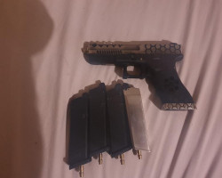 hex chrome pistol upgraded - Used airsoft equipment