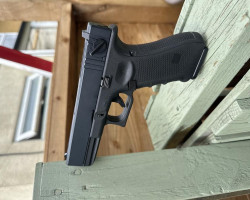 WE Glock17 - Used airsoft equipment