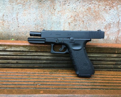 WE Glock17 GBB - Used airsoft equipment