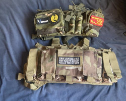 2 vests, camo and Beige - Used airsoft equipment