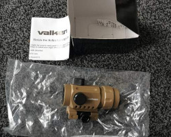 Red dot sight in tan by Valken - Used airsoft equipment