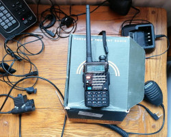 Baofeng radio with accessories - Used airsoft equipment