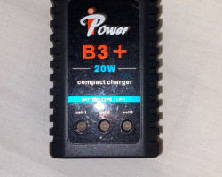 Ipower lipo charger - Used airsoft equipment