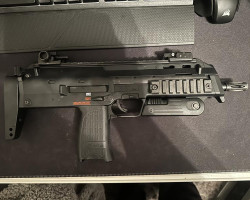 Tokyo Marui mp7a1 with 6 leak - Used airsoft equipment