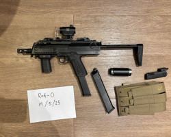 AAP-01 in AP7 SMG body kit - Used airsoft equipment