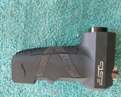 Esg grip and wolverine reg - Used airsoft equipment