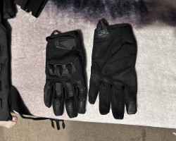 Tactical gloves - Used airsoft equipment