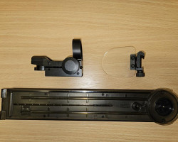 P90 HighCap Mag & Laser Scope - Used airsoft equipment