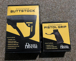 Daniel defence buttstock,grip - Used airsoft equipment