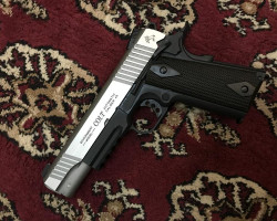 Cyber 1911 dual tone licensed - Used airsoft equipment