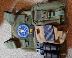 Vest, gloves and mask - Used airsoft equipment