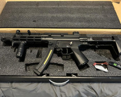 CYMA Platinum SMG-5 - Used airsoft equipment