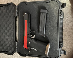 Upgraded AW hi Capa with case - Used airsoft equipment