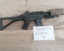 Sig Sauer 552 aeg with 13 mags - Used airsoft equipment
